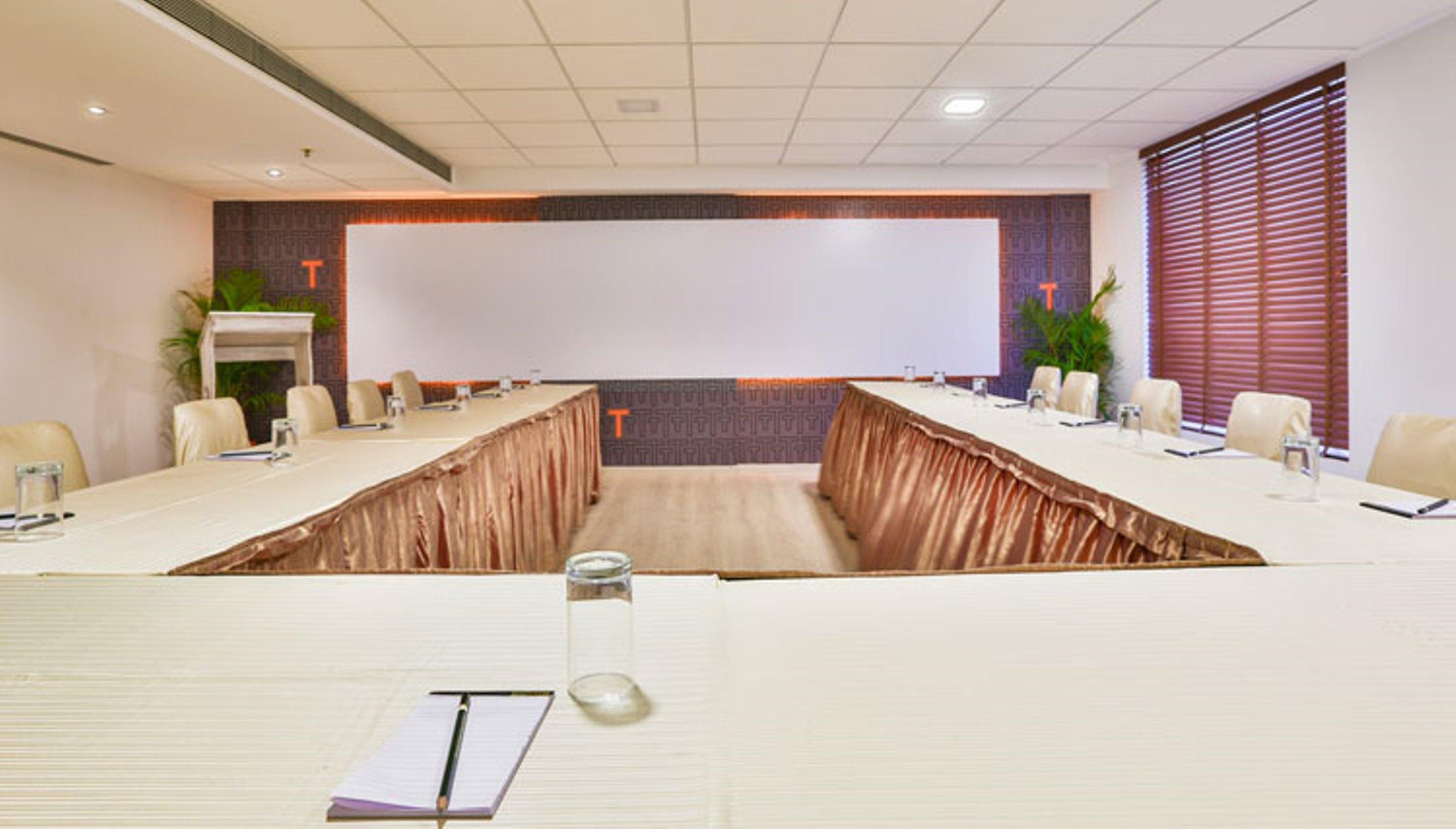 T24 Residency Mumbai International Airport Hotel Exterior foto