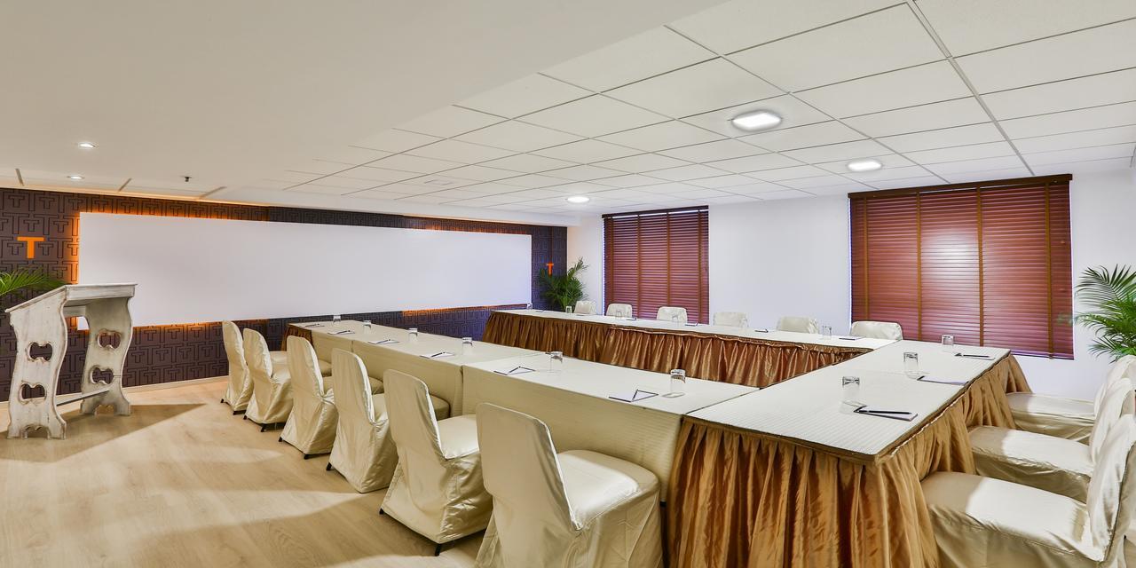 T24 Residency Mumbai International Airport Hotel Exterior foto