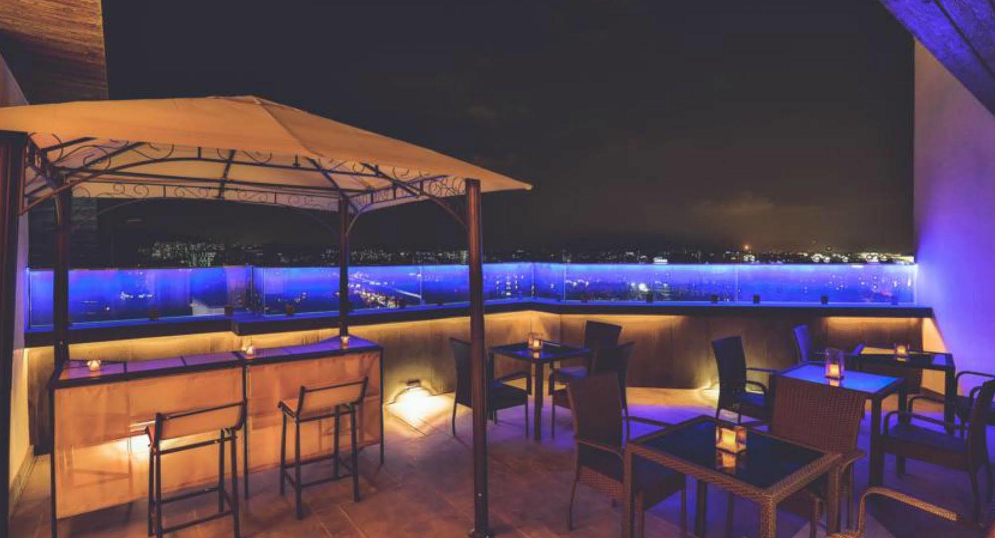 T24 Residency Mumbai International Airport Hotel Exterior foto